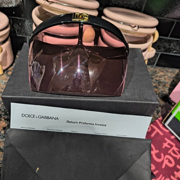 Dolce & Gabbana Shield Sunglasses glasses - Picture 1 of 4